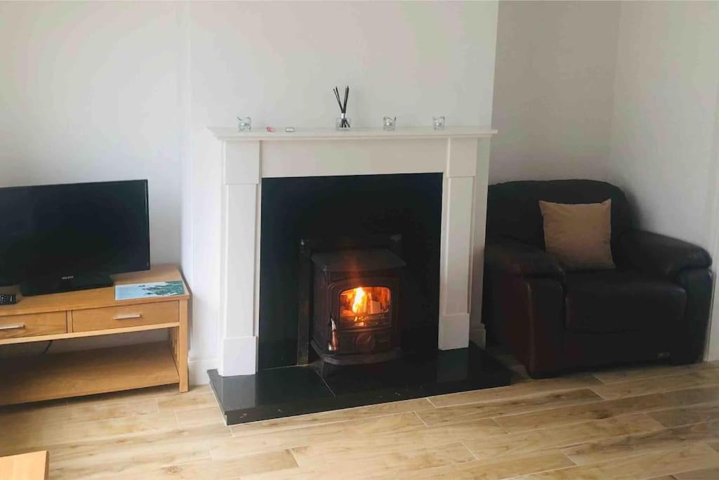 Вілла Townhouse Clifden: Located In The Heart Of Connemara Екстер'єр фото