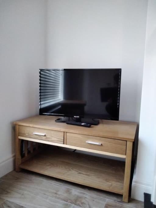 Вілла Townhouse Clifden: Located In The Heart Of Connemara Екстер'єр фото